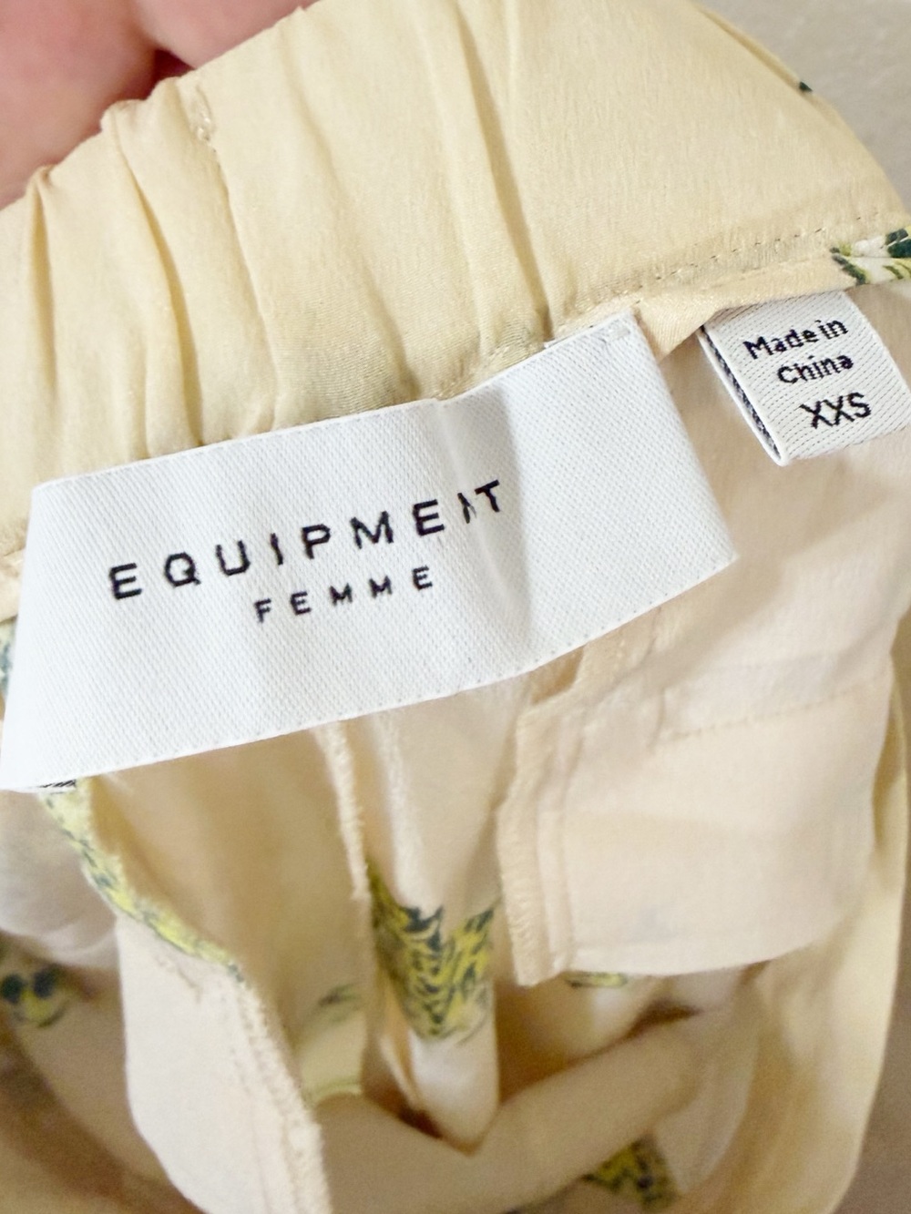 Equipment Joselyn Leopard Silk Novelty Pajama Pants size XXS $275 MSRP - Picture 6 of 9